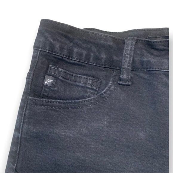 KanCan High Rise Shorts Womens 26 Raw Hem Black Jean Festival Baddie Vibes - Picture 3 of 7